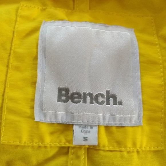 BENCH • Yellow light/shell jacket - Picture 7 of 10